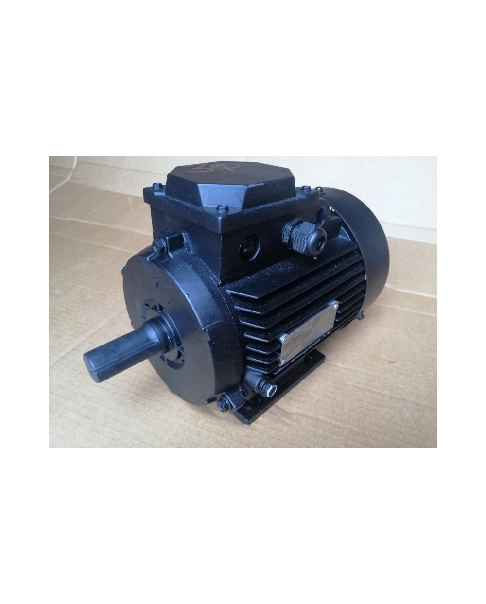 Двигатель Асинхронный АИР 80В2У2